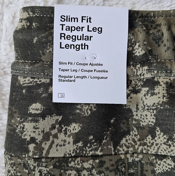 Nike Men's Tech Fleece Jogger Sweatpants Camo Green Size M NWT - Picture 4 of 5